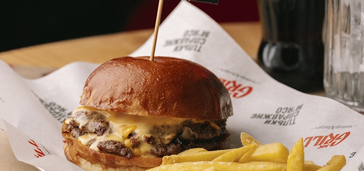 Menu at the fast food cafe "Mr. Grill Hotdogs & Burgers" in Kyiv. Order inexpensively