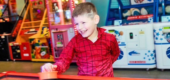 Discounts in the children&#39;s center veseliy vulik4