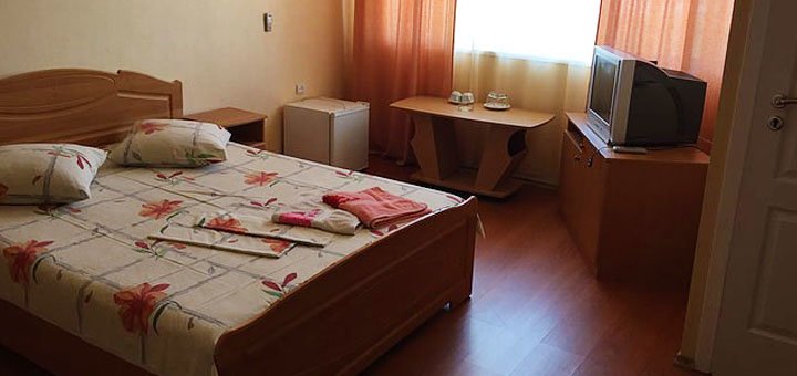 Скидки на отдых на базе Лазурная 2 в Бердянске22