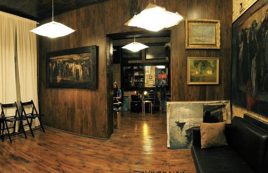 Classes in the creative studio "Vostrykh Gallery" in Kiev. Sign up for a discount