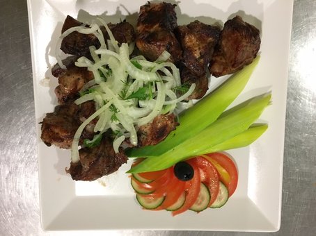 Meat dishes at the Ani restaurant in Zaporozhye. Order at a discount.