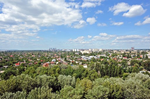 Panoramic view from the window in a two-room suite &quot;wellcome24&quot; on the left bank in kiev. shoot for the action.