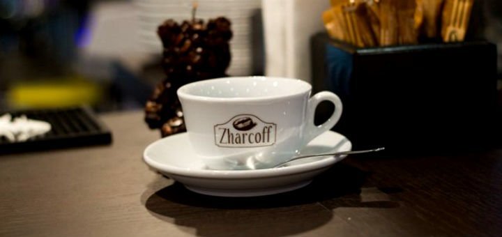 Кава та чай у кав'ярнях «Zharcoff» у Вінниці. Замовляйте меню та напої з акції.
