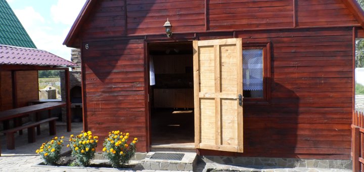 Коттеджи на базе отдыха «Поляна УДачи». Отдых загородом со скидкой. Базы отдыха под Харьковом со скидкой.1