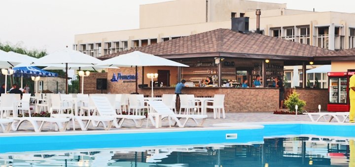 Hotel Beach Club Promenad in Zatoka9