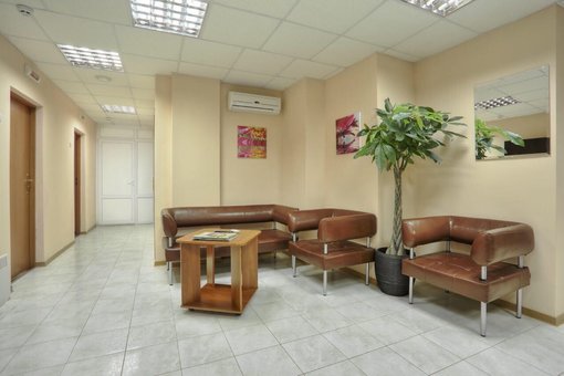 Знижка на чистку особи в клініці косметології new medical