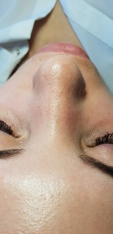 Cleaning of the face in the &quot;helsiderma&quot; beauty salon near kharkiv. rob with knowledge.