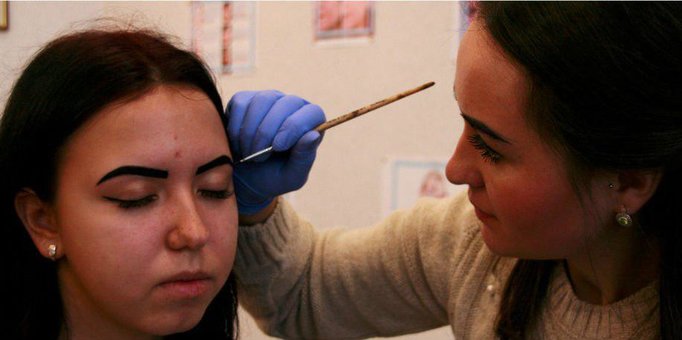 Курсы наращивания ресниц Planet of beauty Харьков. Забронировать курс наращивания ресниц  акция