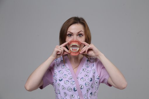 Solution of orthodontic problems in the dental clinic «Lux-Dent-Company». Sign up for a consultation with an orthodontist at a discount.