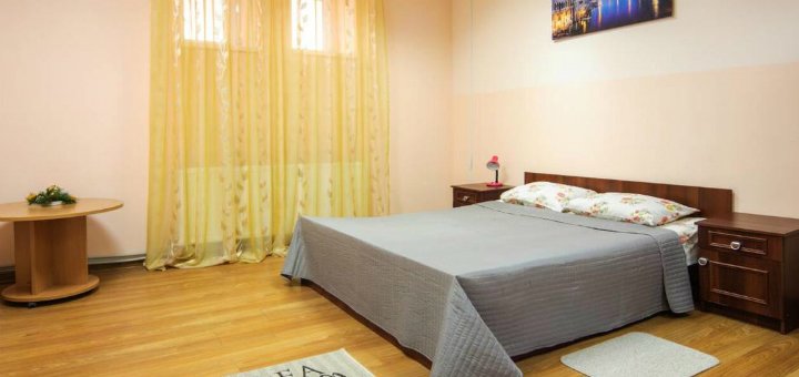 Низькі ціни апартаменти «apartments domovik on valenberga 3»