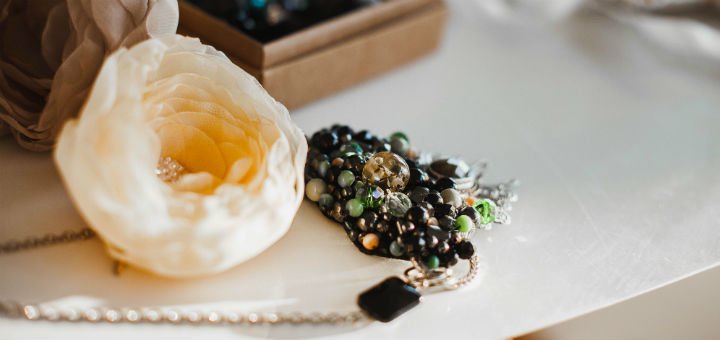 «Valieva Jewelry» – аксессуары ручной работы в Киеве. Покупайте со скидкой.