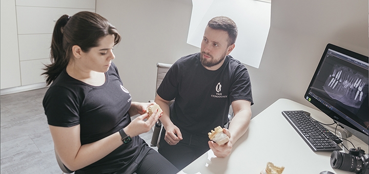 «Твій стоматолог» – стоматологическая клиника в Киеве. Врачи стоматологической клиники «Твой-Стоматолог» в Киеве. Пломбируйте зубы по акции.