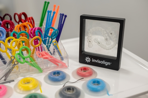 «Tvoy Stomatolog» - клініка в Києві. Лікарі стоматологічної клініки «Твій-Стоматолог» в Києві. Встановлюйте зубні протези зі знижкою.