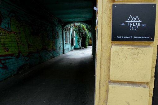 Скидки магазин одежды «FREAK DAYS»