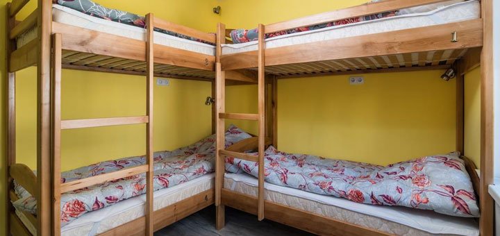 Номер в хостеле «Light Life Hostel» в Киеве. Забронировать номер со скидкой. Недорогой хостел в центре Киева.