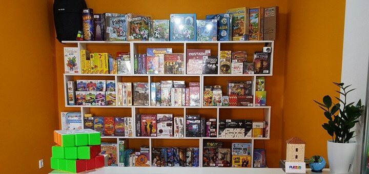 Прокат настільних ігор у «Puzzles» у Дніпрі.