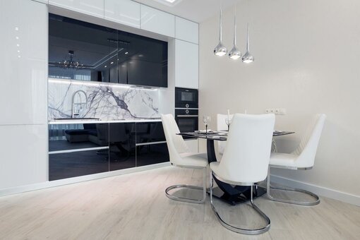 Знижка на оренду апартаментів в києві від black &amp; white apartment in smart plaza