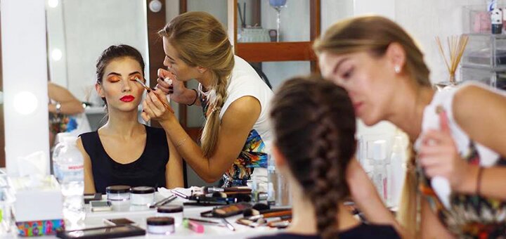 «Anastasiia Brows & Beauty» - Салон красоты в Киеве. Записывайся на макияж со скидкой.