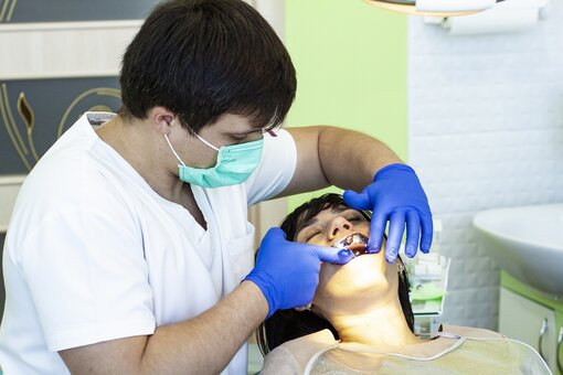 Filling of teeth in dentistry "Bella Vista" Kharkiv. Make an appointment with a dentist with a discount