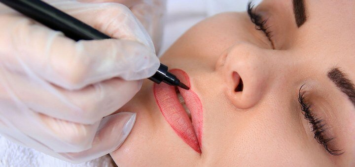 Перманентный макияж губ в студии «CandyPermanent» в Киеве. Записаться по акции.