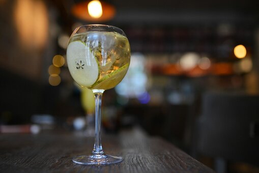 Order a drink at the &quot;champagne h &amp; x&quot; cafe in lviv and get a discount