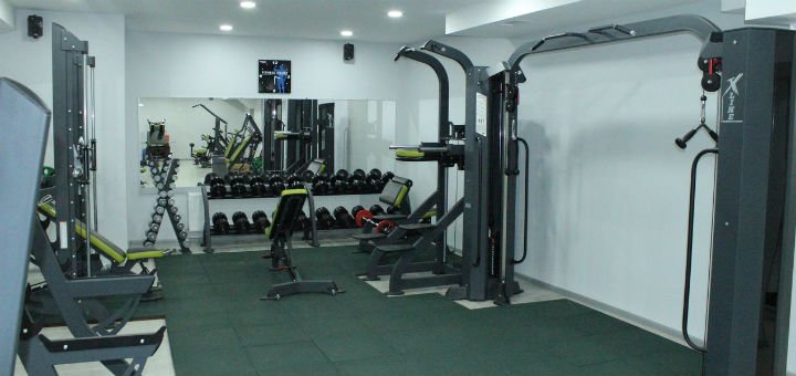 Тренажерный зал в спорт-клубе «Fitness House» в Виннице. Покупайте абонементы в тренажерный по акции.