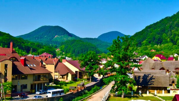 Discounts and promotions for hotel vacations. Book at a discount9