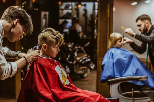 Детская прическа в Frisor barbershop Черновцы. Записаться на детскую прическу по акции