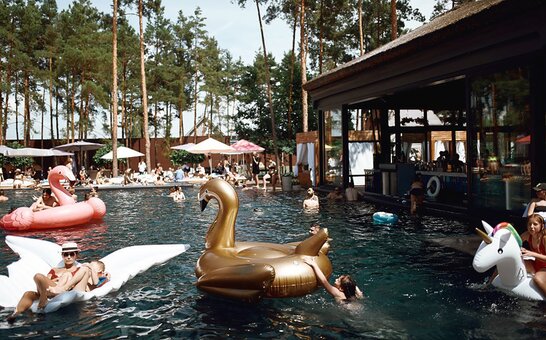 Ресторан queen country club в козині 11