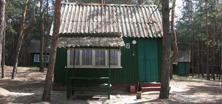 База отдыха «Орель» в Обуховке под Лнепром. Недорогая база отдыха в Днепре. Забронировать домик со скидкой на базе отдыха в Обуховке