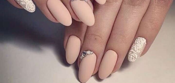 Акції в студії манікюру і педикюру lavander nails