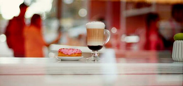 Акционные предложения в кафе-кондитерской «Donuts Club»