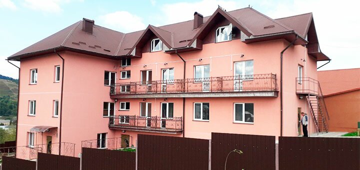 Скидки на отдых в отеле Межгорские зори в Межгорье1