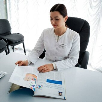 Консультація дієтолога в Дерматологічному центрі краси Dr. Olena Kazchuk у Вінниці. Записатись по акції.