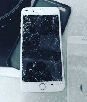 Apple watch repair in the service center iMaster in Kiev. Get discounted services.18