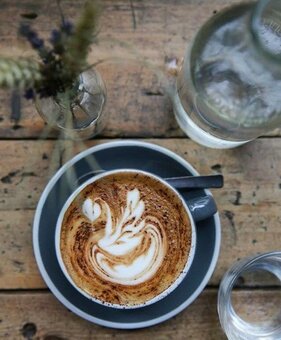 Coffee house &quot;black win coffee&quot; in kharkov. buy coffee for a promotion.