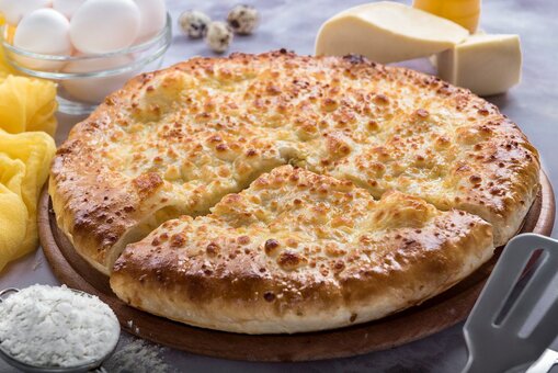 Delivery of pies from the ossetian shop