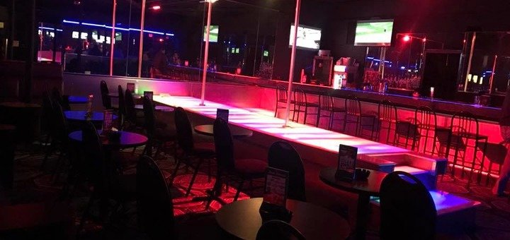 Promotional offer in the club Flash Dancers