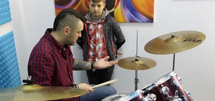 Уроки музыки со скидкой в студии музыкального искусства «Engamusic» в Днепре