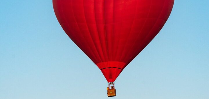 Hot air balloon flight for two in the shape of a heart from the company "Polyot" in Kiev with a discount