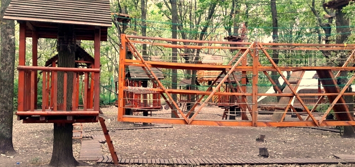 Полосы препятствий в веревочном парке «Family Park»