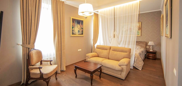 Hotel "Mandarin Club House" in Kharkov. Book with promotion 11