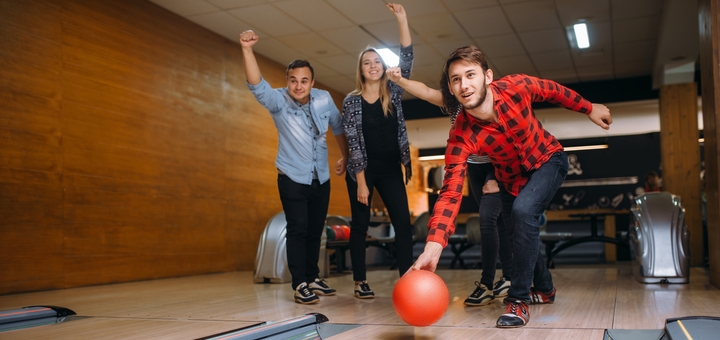 Боулинг клуб Bowling club 24 в Харькове. Со скидкой.