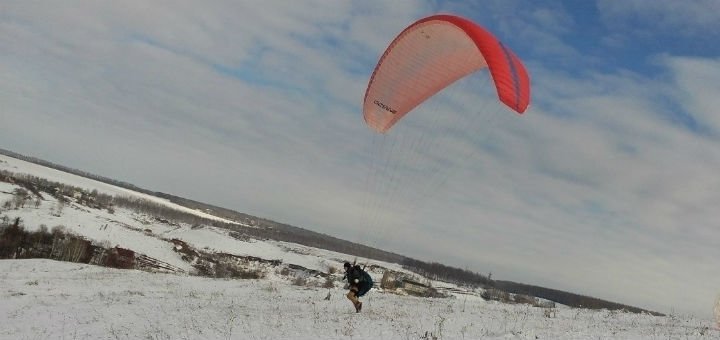 Полеты на параплане в летной школе «Харьков Sky». Покупайте билеты по акции.