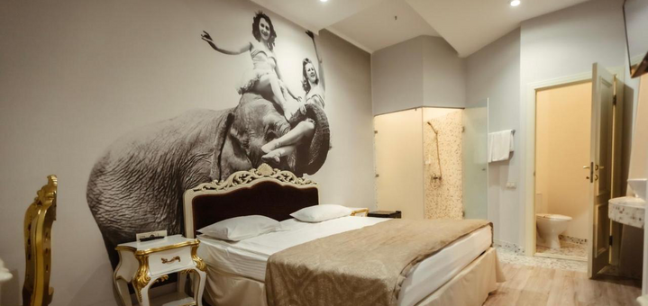 Royal Hotel De Paris in Kyiv. Book with promotion 63