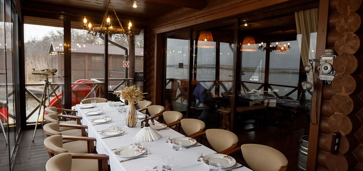 Waterloo Village Hotel. Book with promotion 18