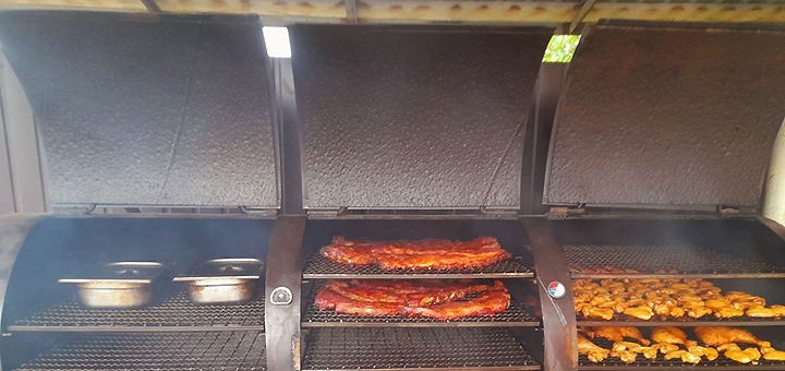 Техасское барбекю Реберня & Бургер. Заказывайте по акции 1