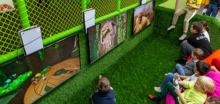 Children's Planet in Cosmo Multimall. Visit with special offer 1