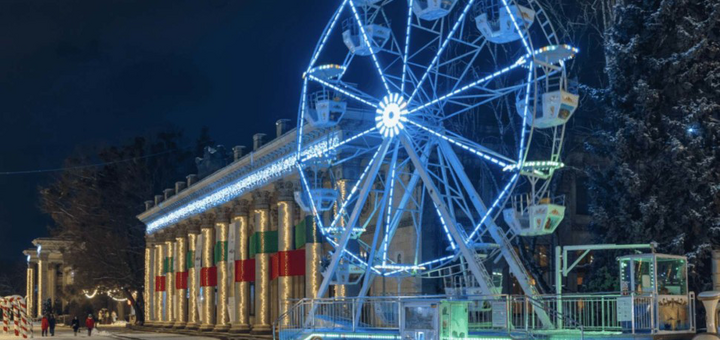 Ferris wheel at VDNKh. Visit for promotion 3