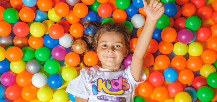 Дитячий літній табір iKids Camp у Хмельницькому